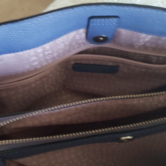 Handbag - Picture 5 of 5